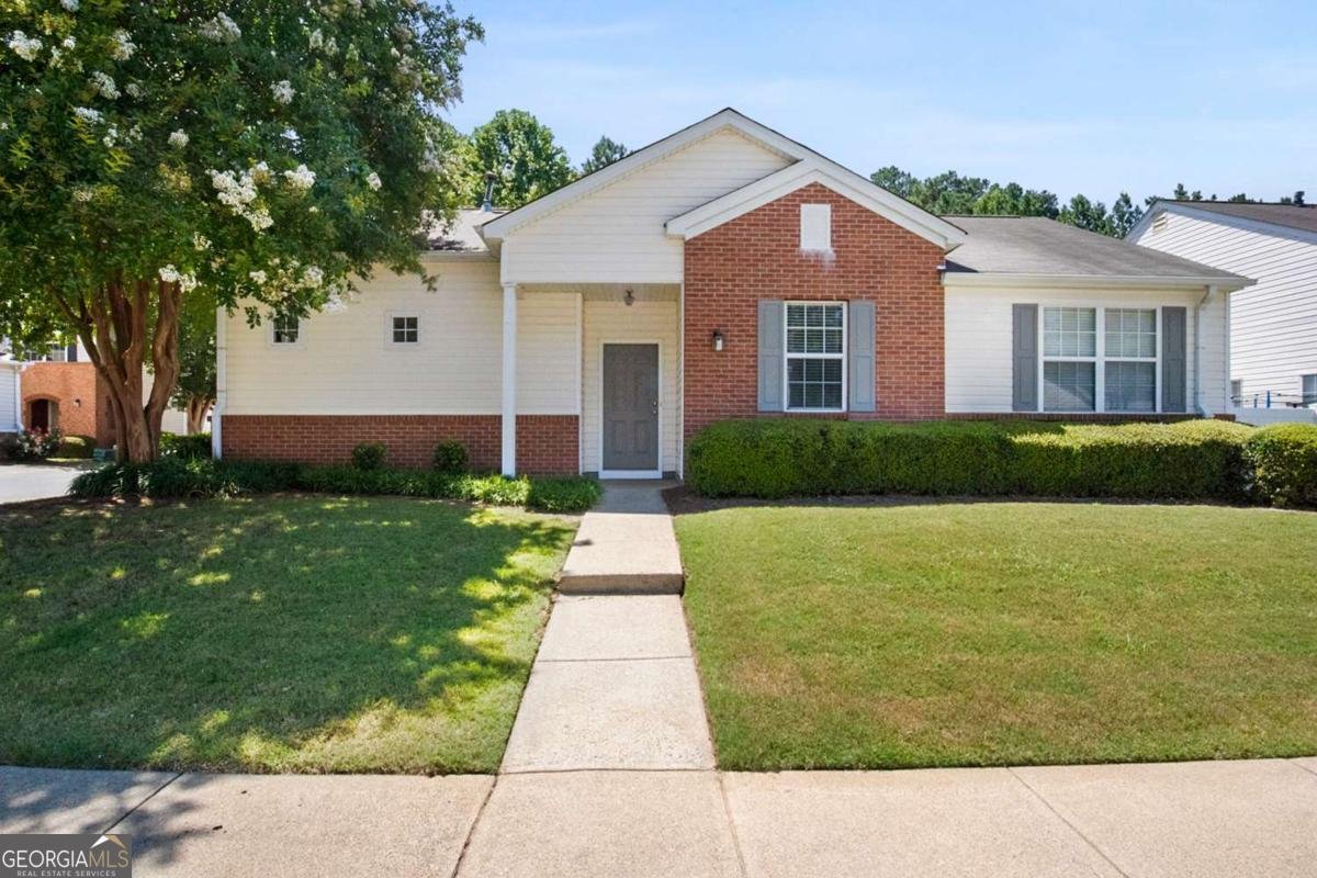 266 Windcroft Circle Acworth - 1