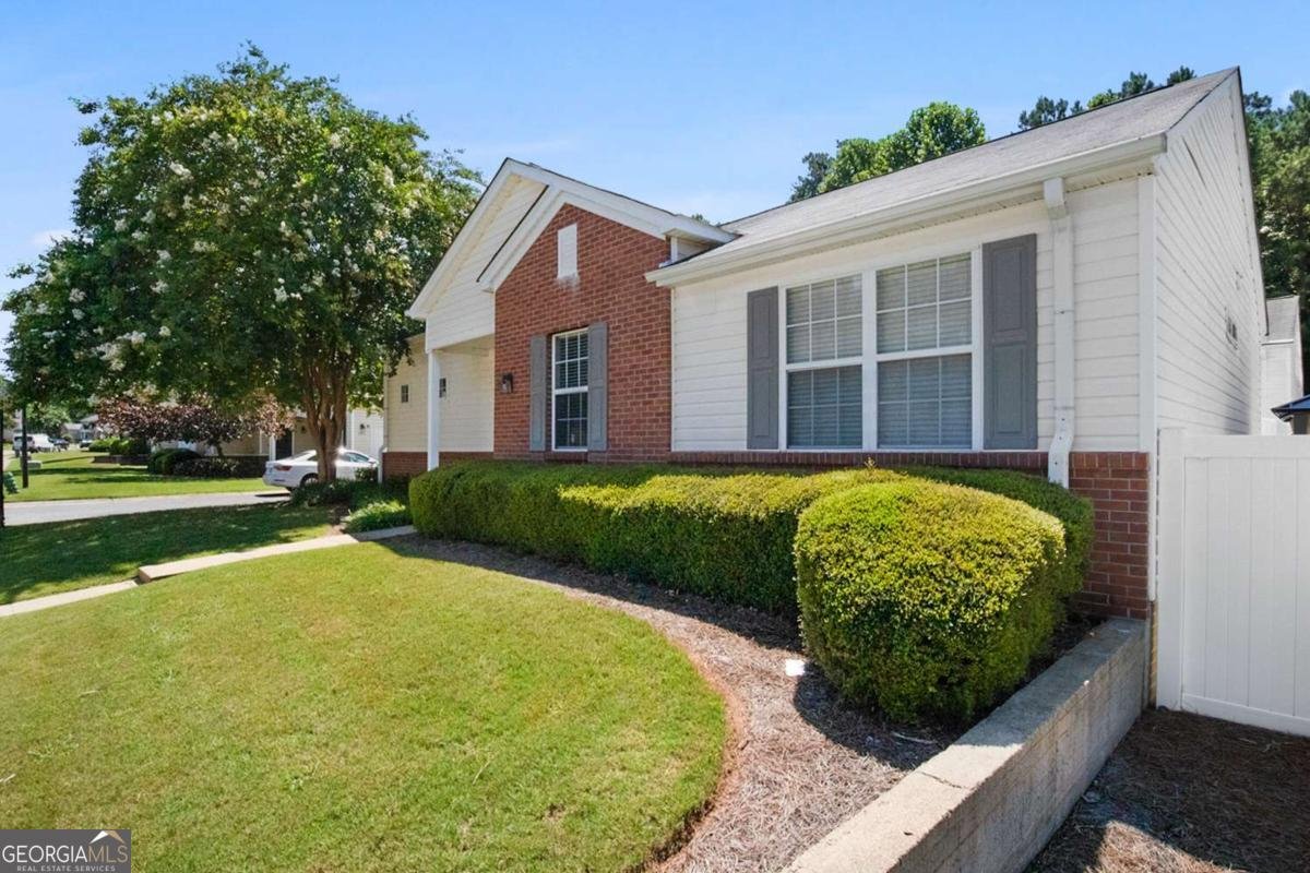 266 Windcroft Circle Acworth - 2
