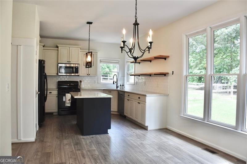 233 YORKSHIRE Villa Rica - 7