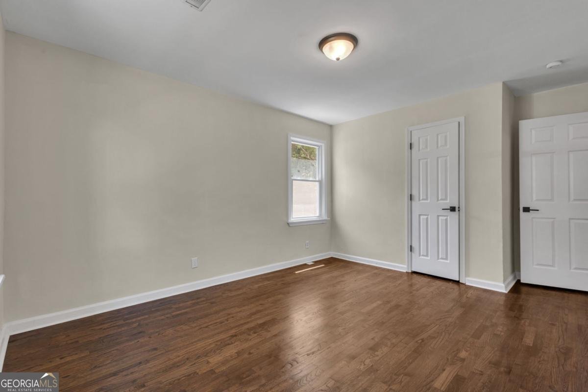 2115 Pinehurst Drive East Point - 13
