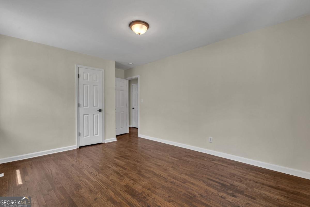 2115 Pinehurst Drive East Point - 15