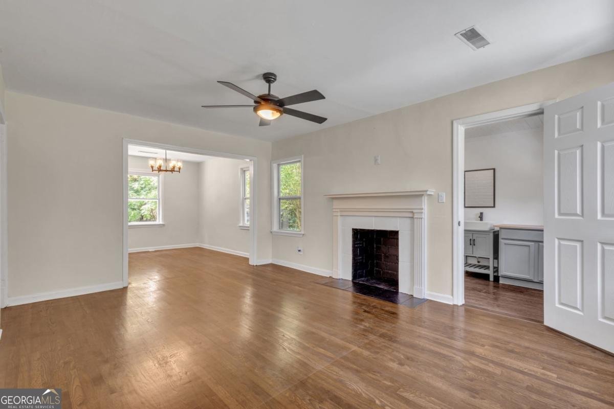 2115 Pinehurst Drive East Point - 5