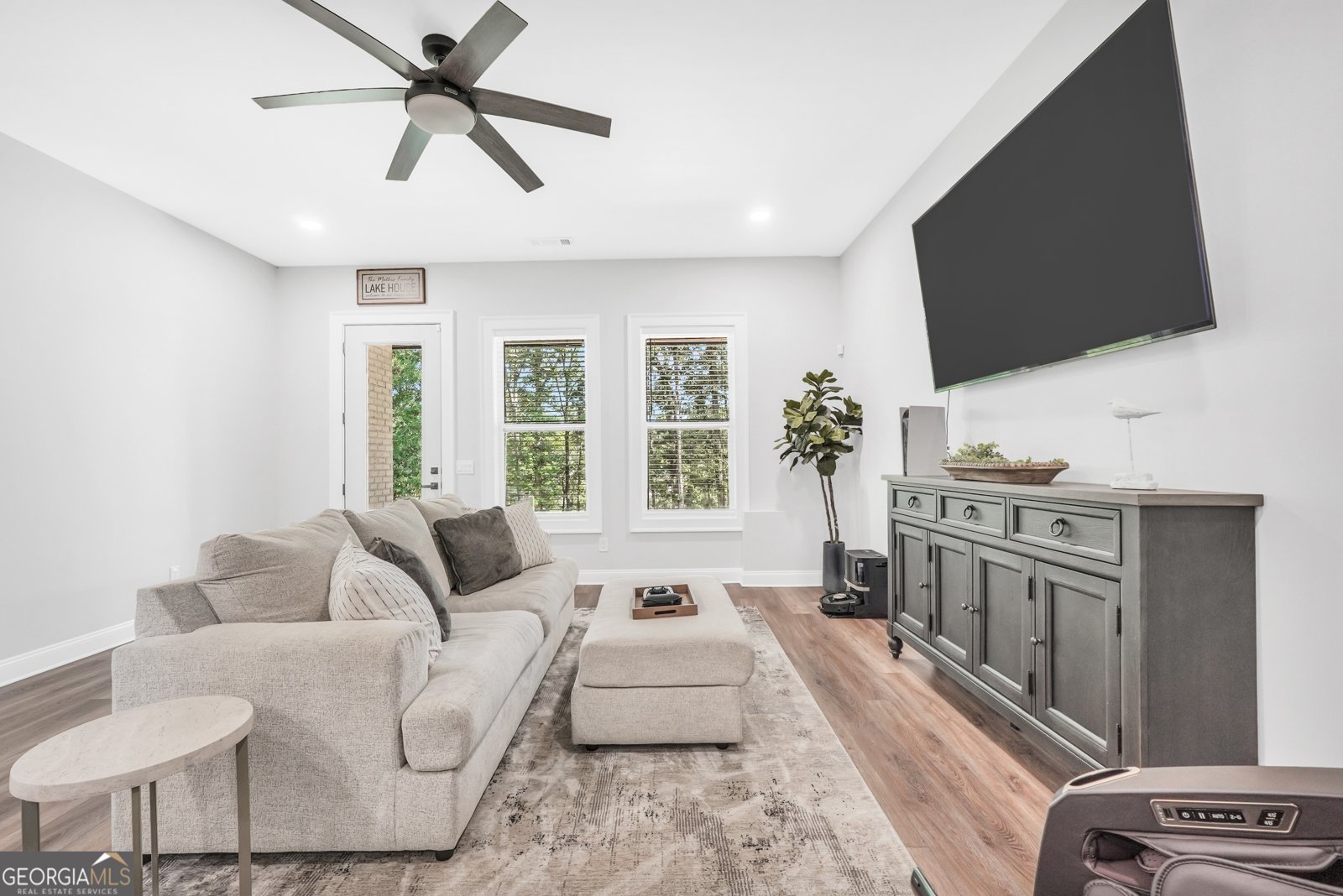 123 River Point Road Jackson - 39