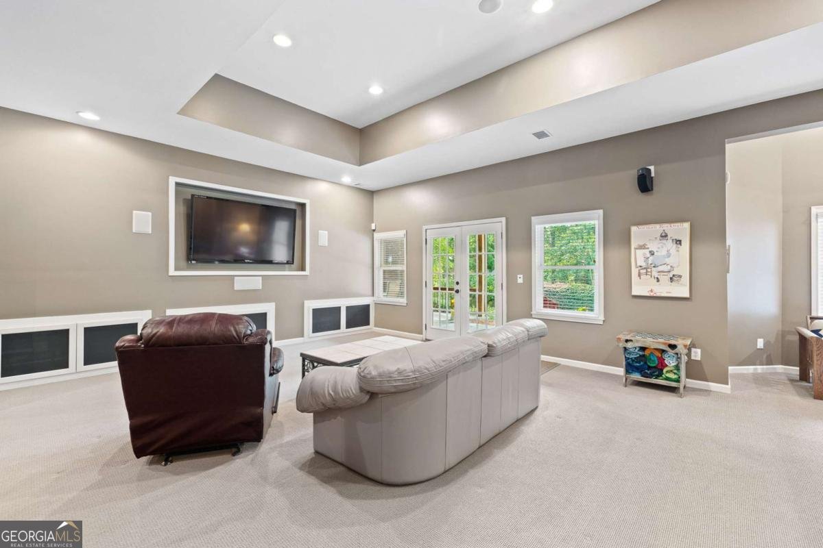 635 Vinings Estates Drive Smyrna - 25