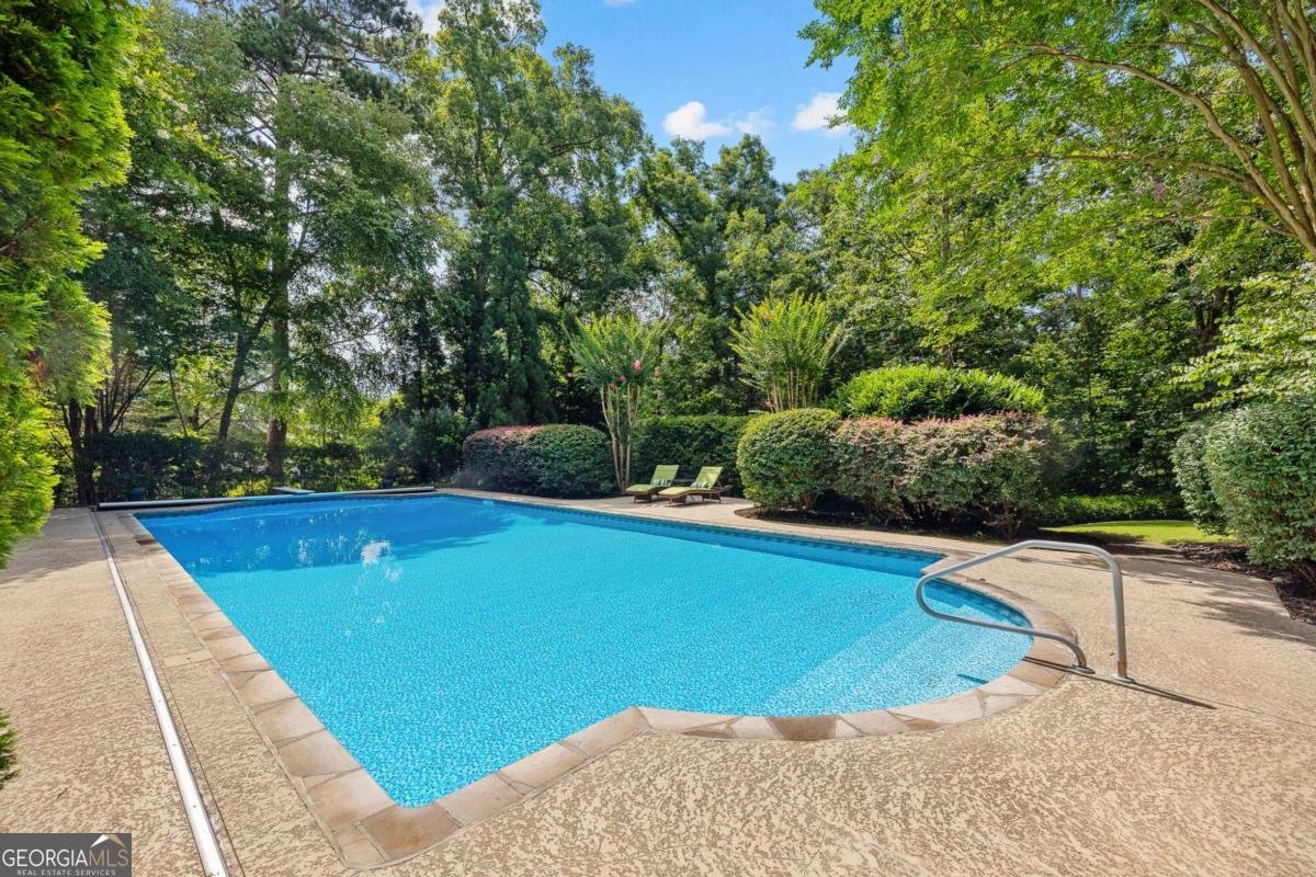 635 Vinings Estates Drive Smyrna - 32