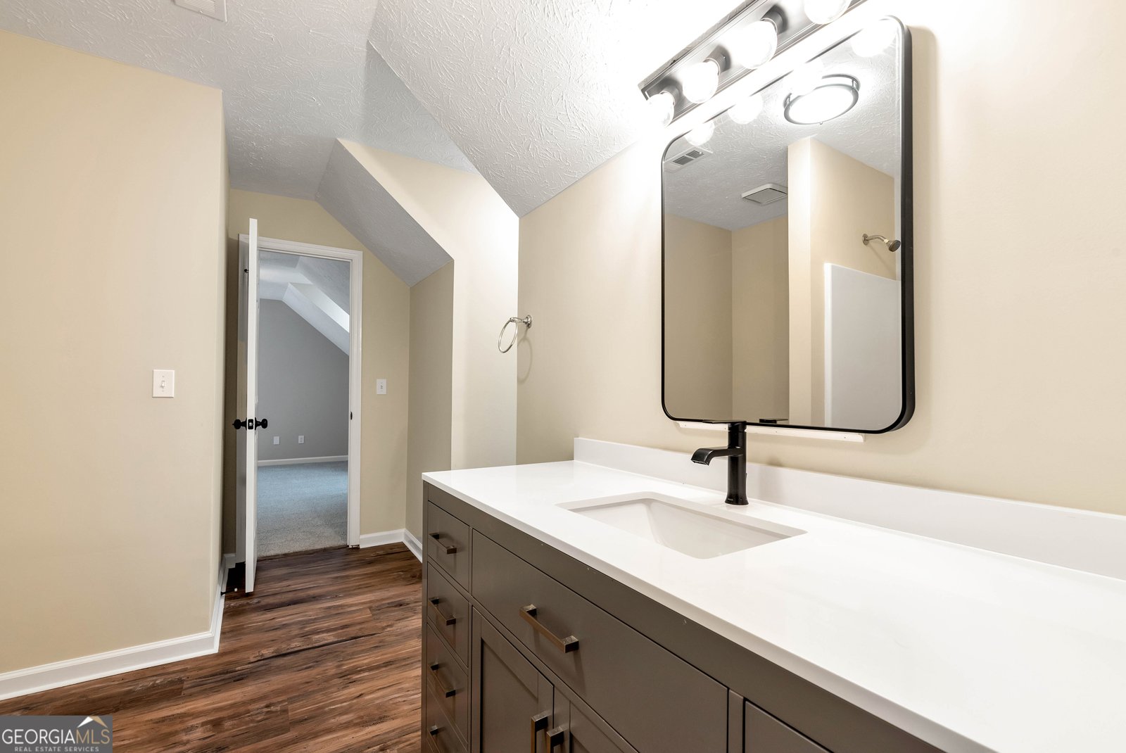 3 Saint Germaine Place Winder - 52