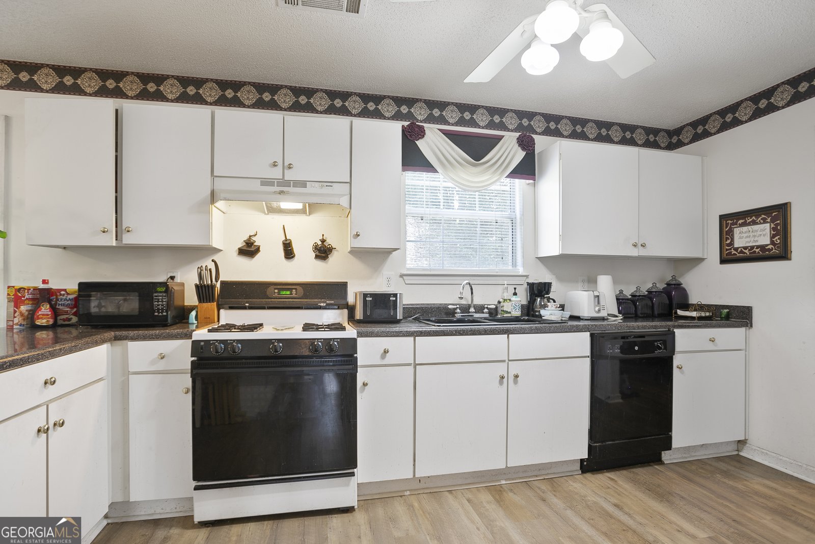 3405 Spring Chase Lane Ellenwood - 6