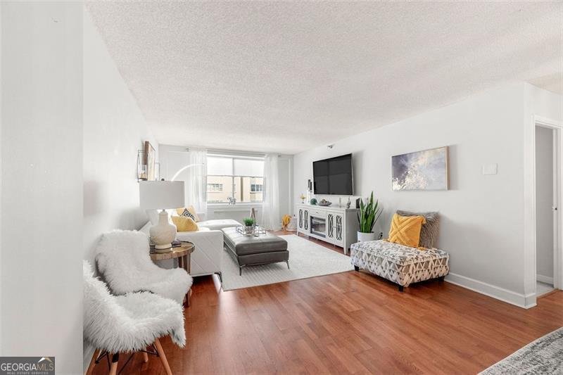 2479 PEACHTREE Atlanta - 3