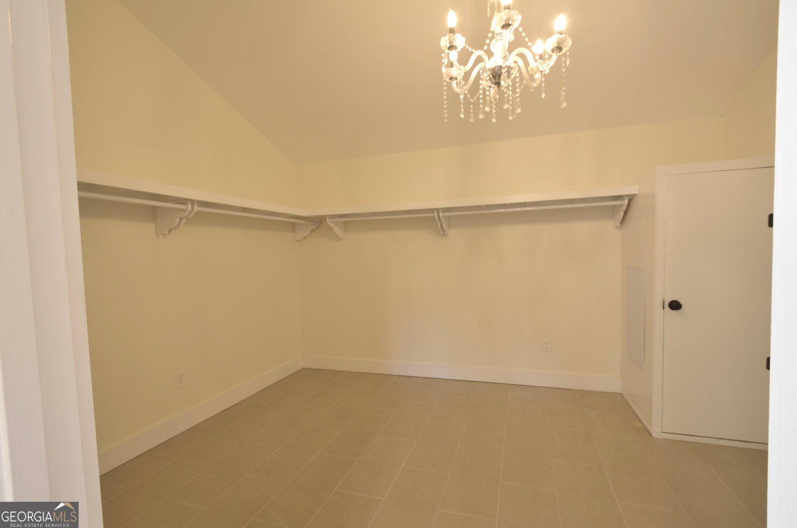859 Silver Road East Dublin - 1