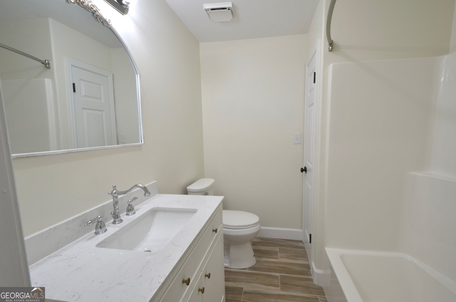 859 Silver Road East Dublin - 6