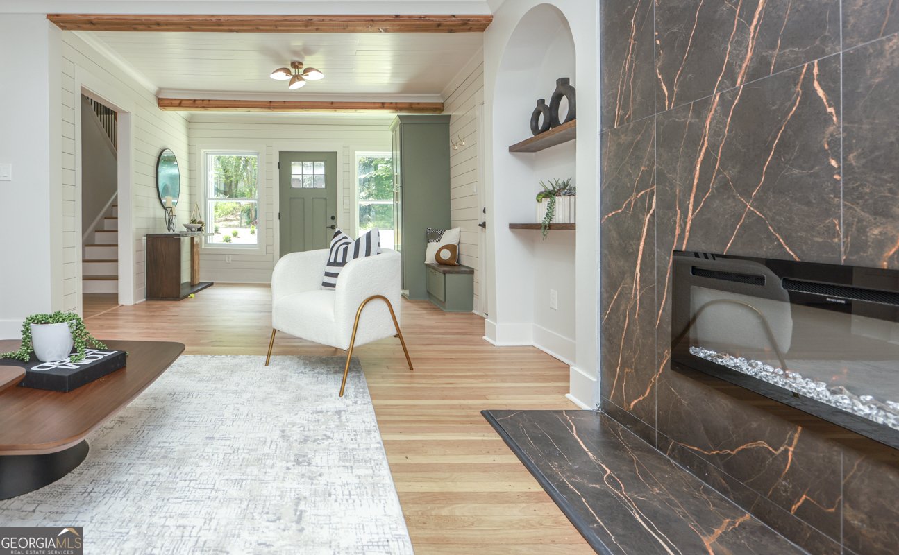 2908 N  Hills Drive Atlanta - 10