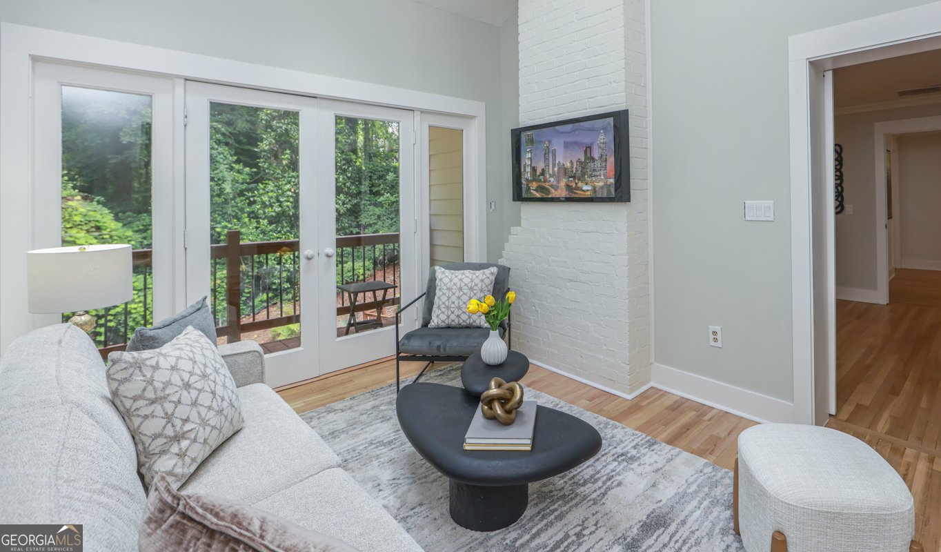2908 N  Hills Drive Atlanta - 50