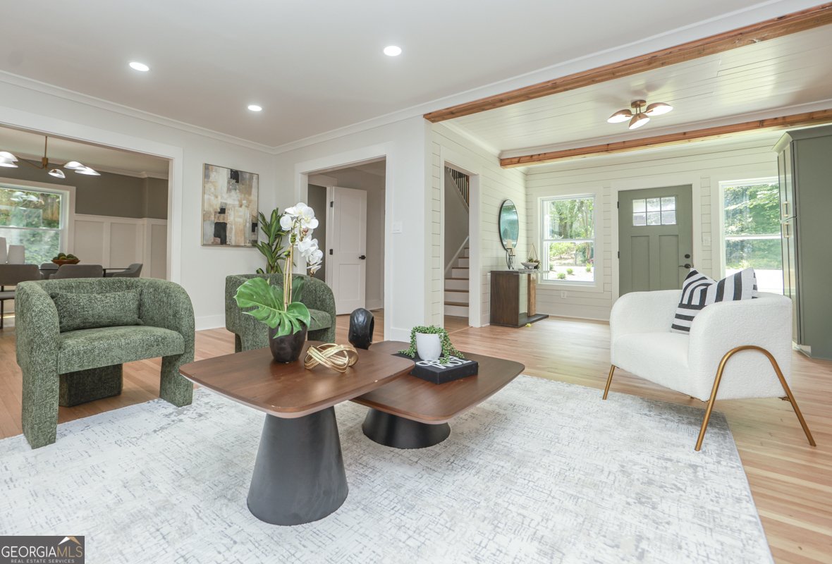 2908 N  Hills Drive Atlanta - 6