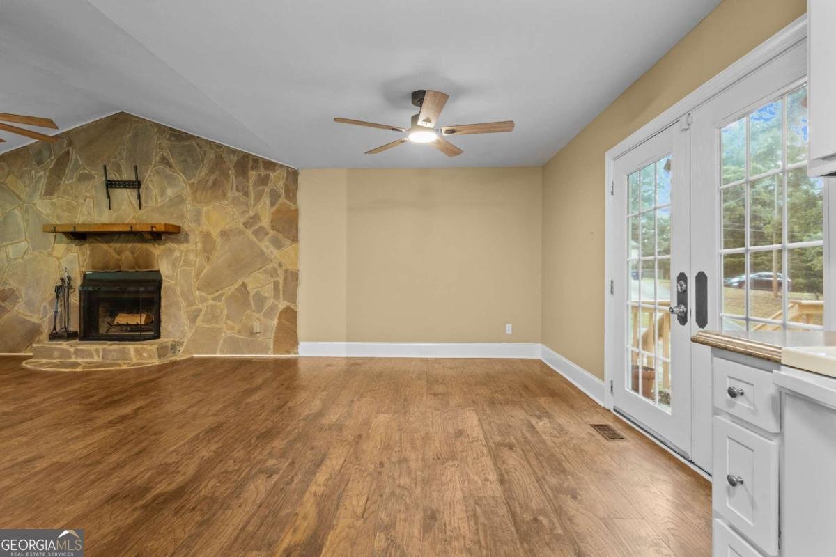 8990 Tweeddale Drive Winston - 13
