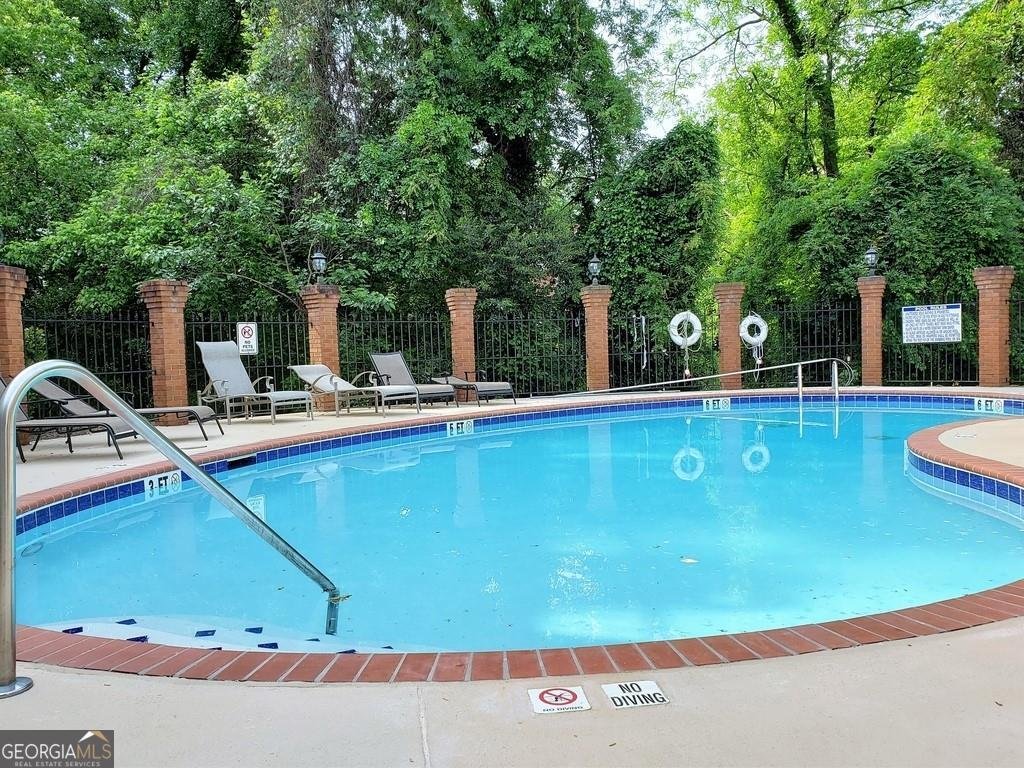 1538 Chantilly Drive Brookhaven - 22