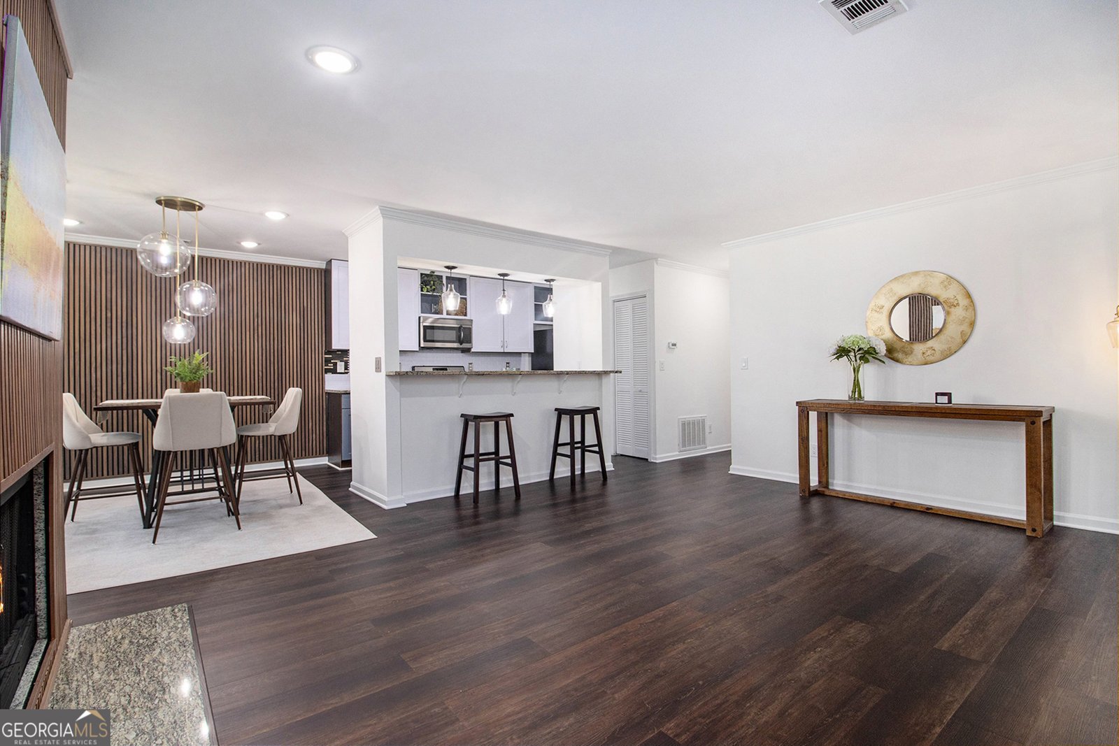 1538 Chantilly Drive Brookhaven - 3