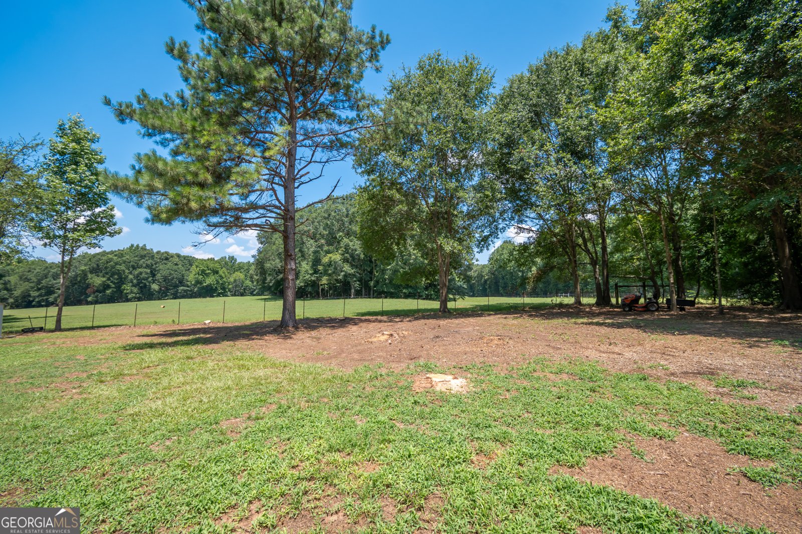 2003 Emerald Pointe Drive Winder - 33