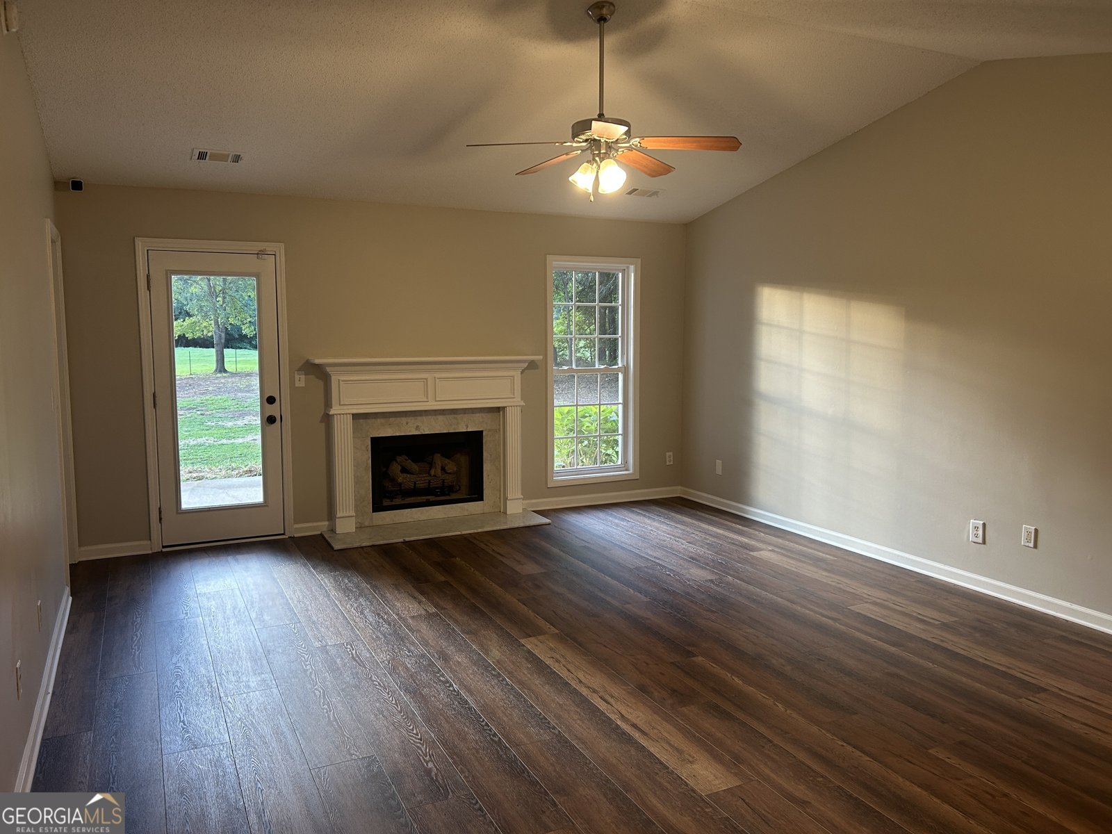 2003 Emerald Pointe Drive Winder - 4