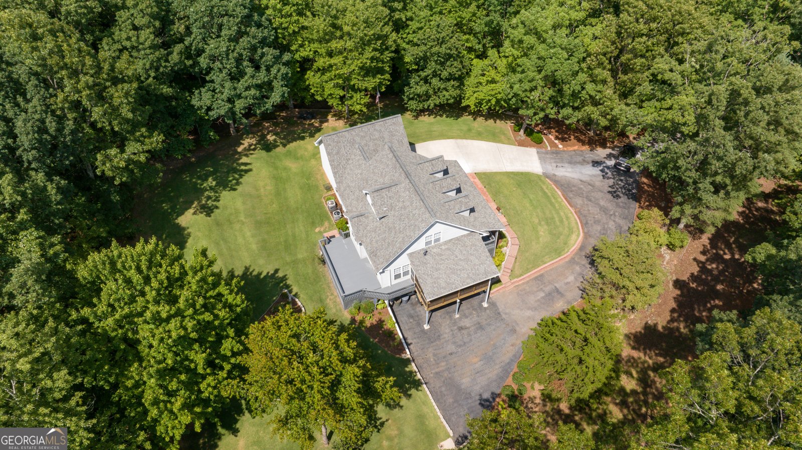 1155 Sweetwater Drive Clarkesville - 56