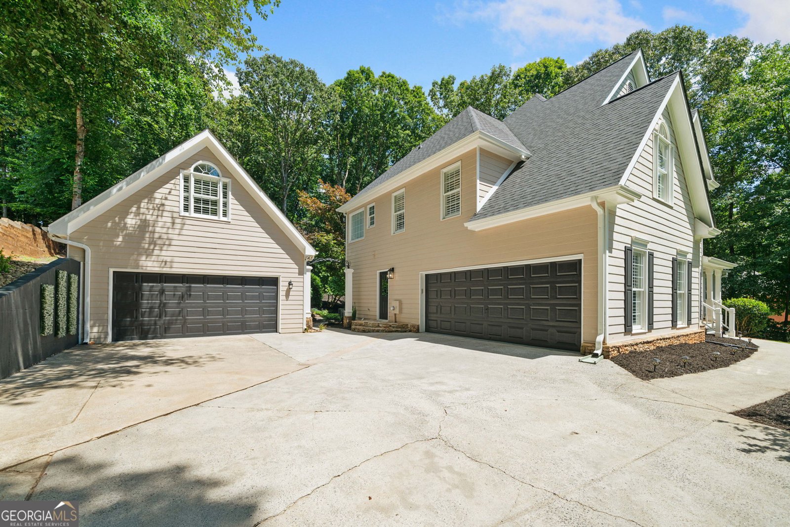 318 Windsor Falls Drive Canton - 55