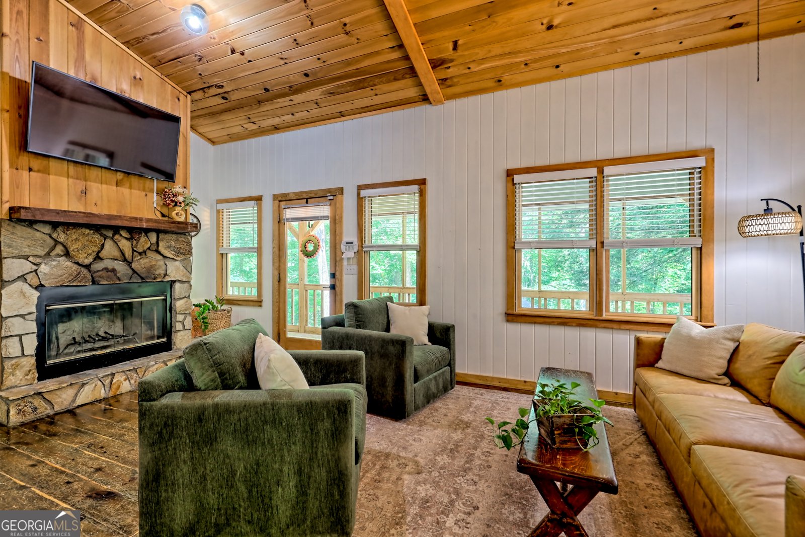 220A Brookwood Lane Clarkesville - 38