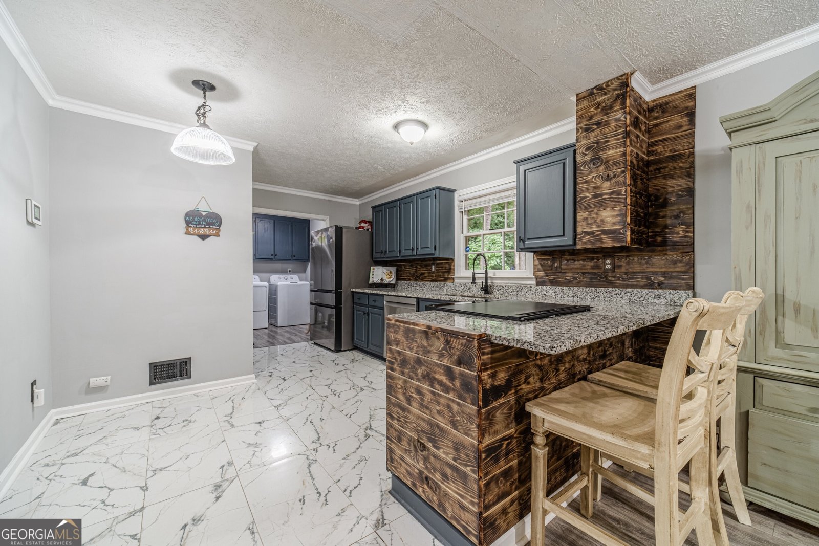 2446 Thrasher Buford - 3