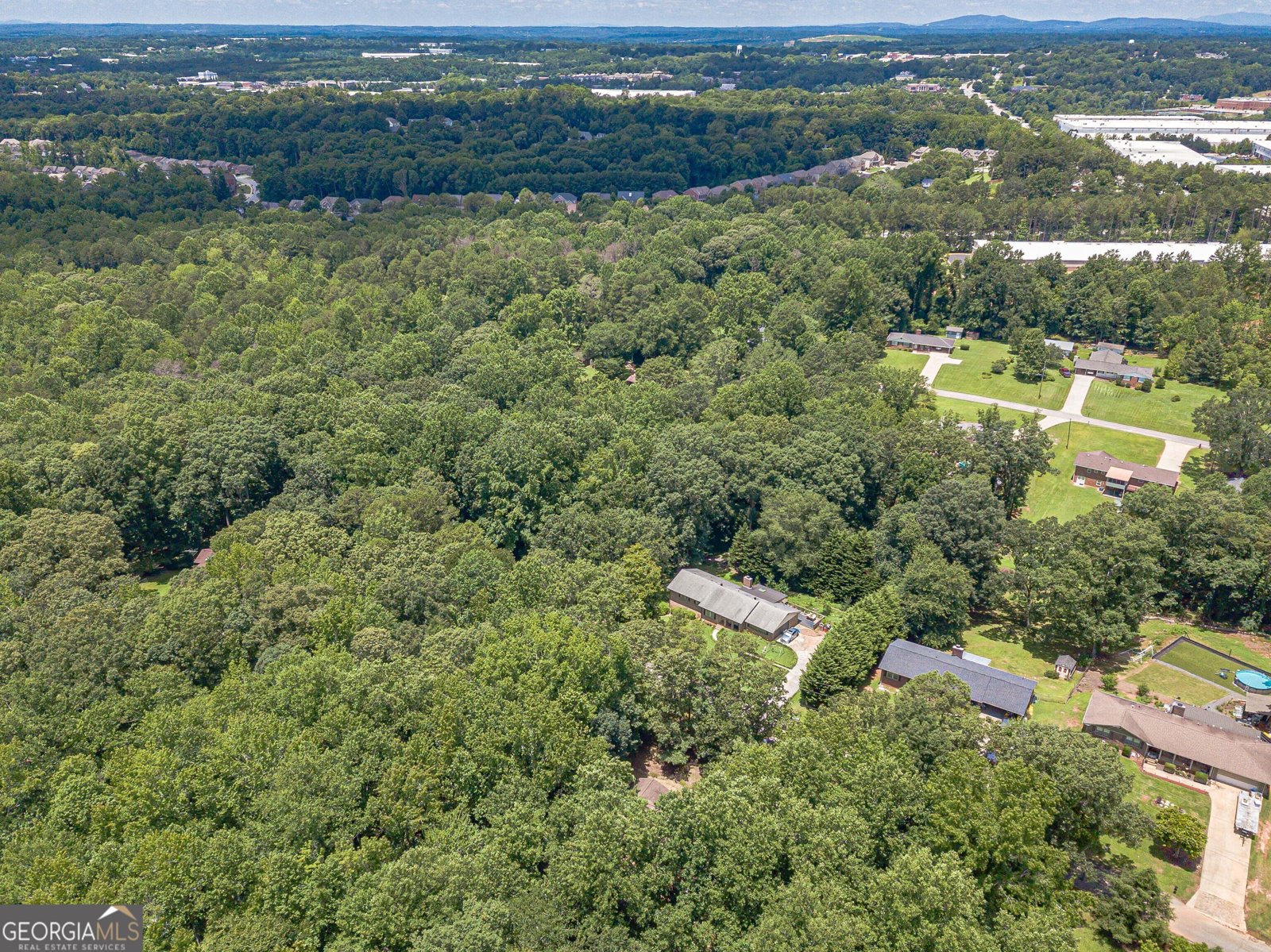 2446 Thrasher Buford - 30