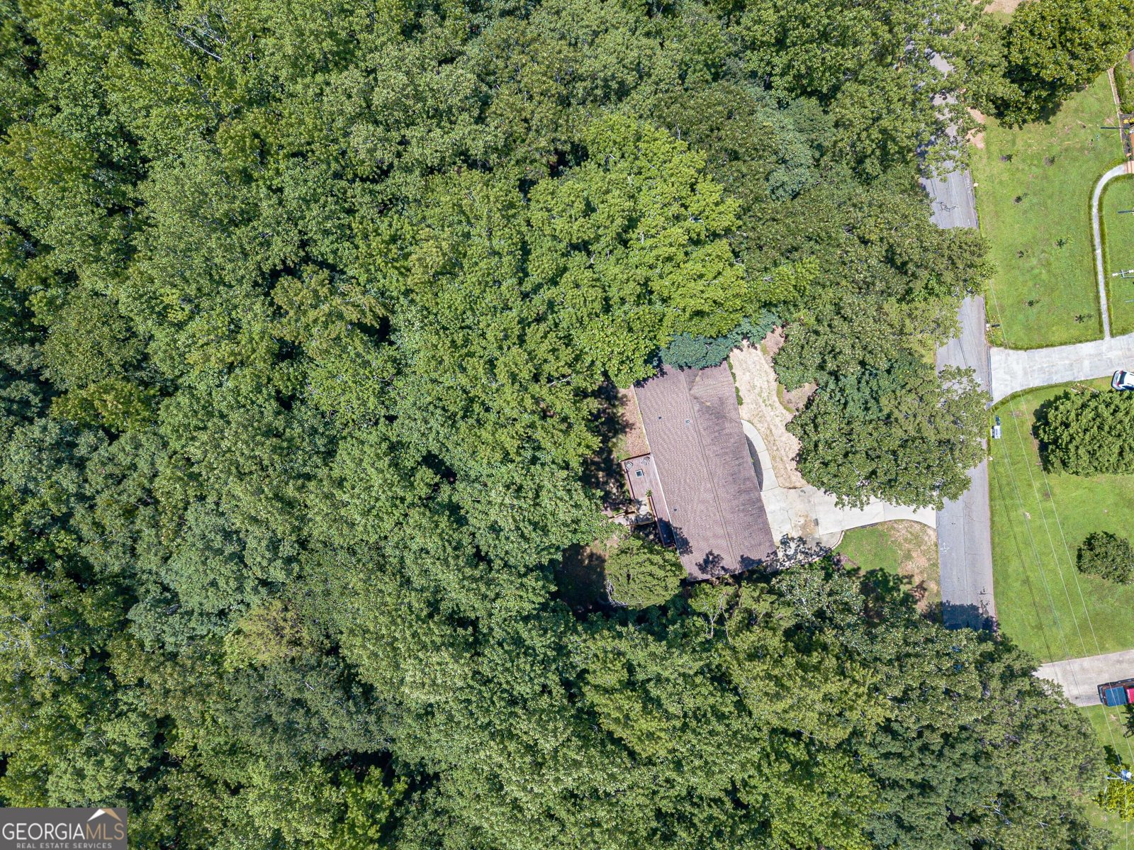 2446 Thrasher Buford - 37