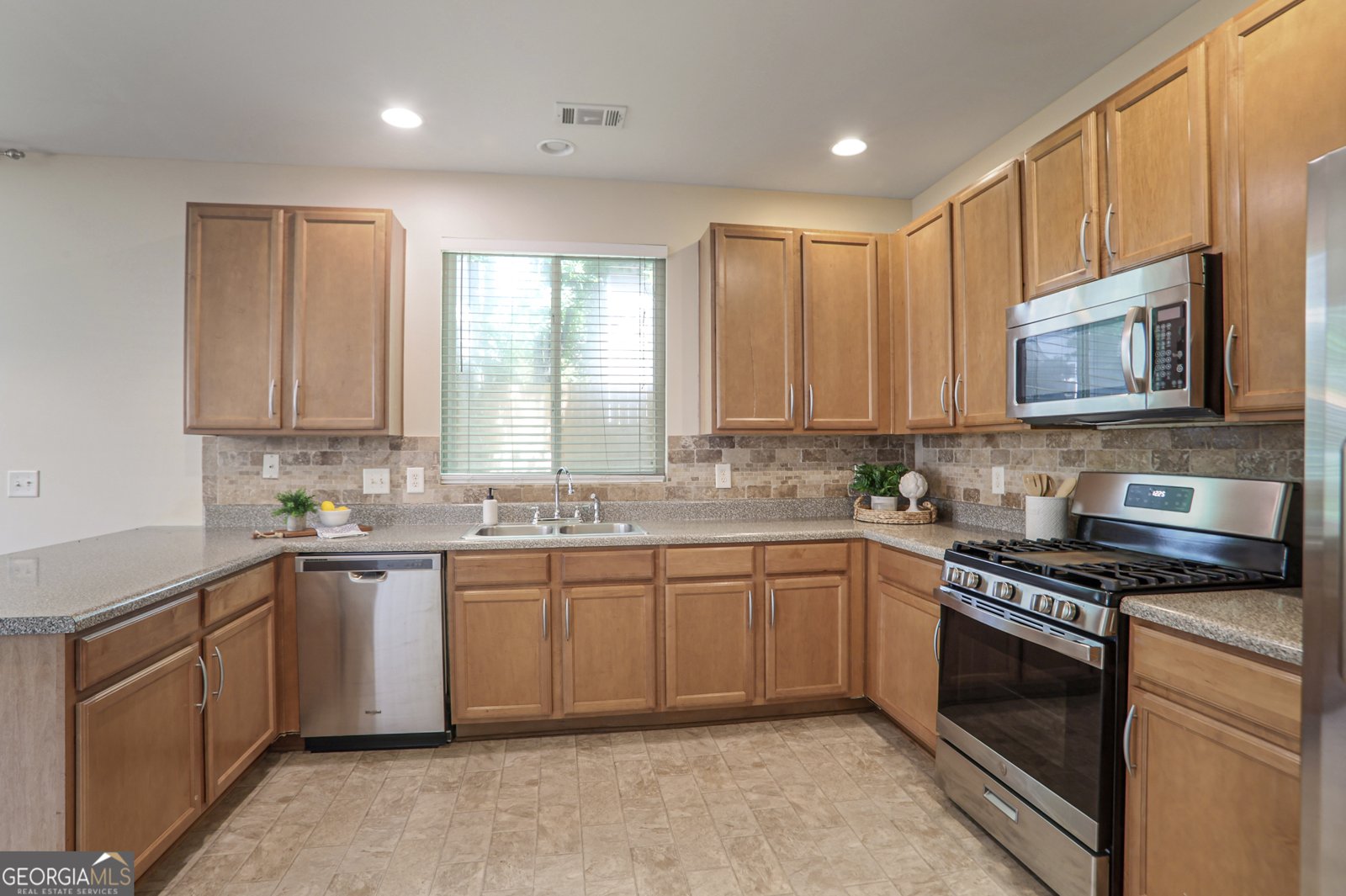 408 Sureyya Drive Canton - 10