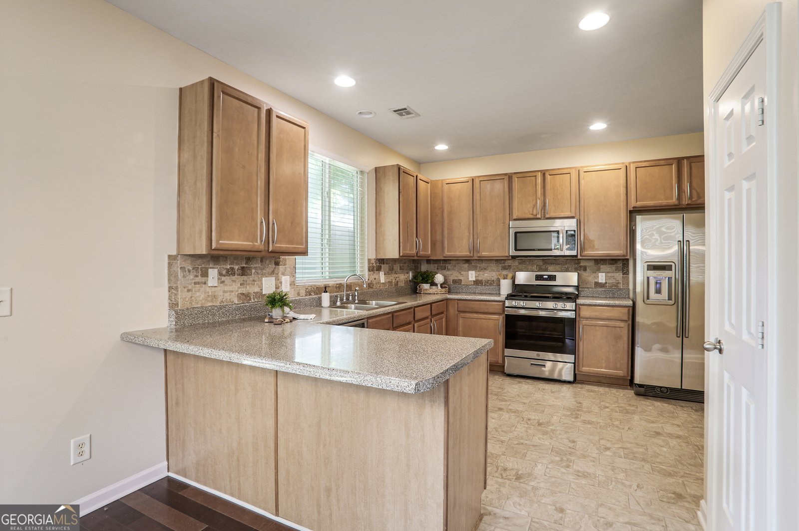 408 Sureyya Drive Canton - 9