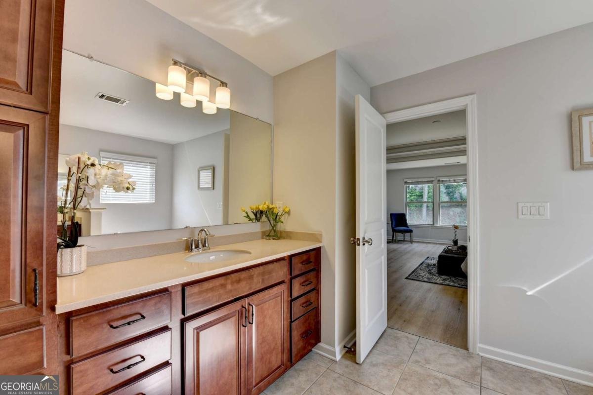 7085 ROCKING HORSE Lane Cumming - 32