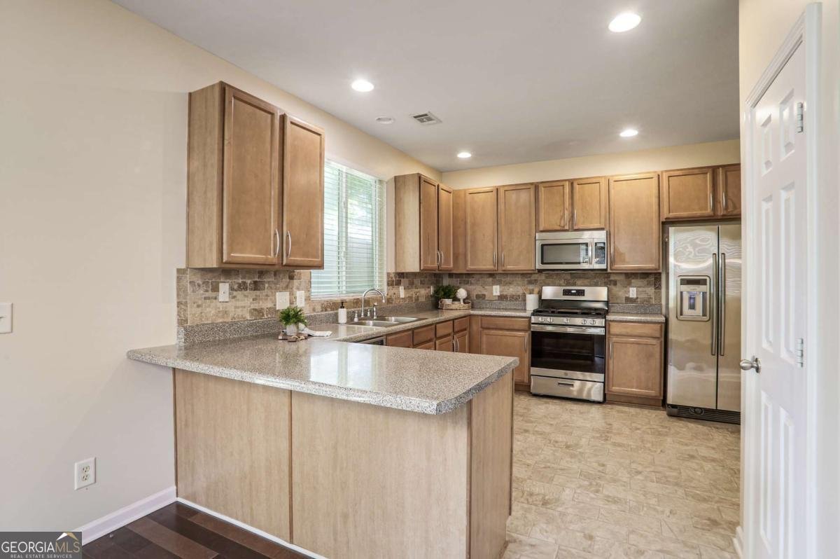 408 Sureyya Drive Canton - 11