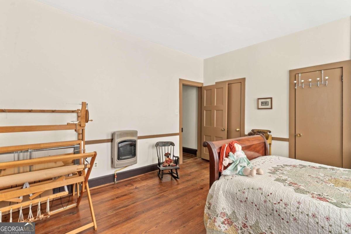 345 Allen Memorial Drive Milledgeville - 37