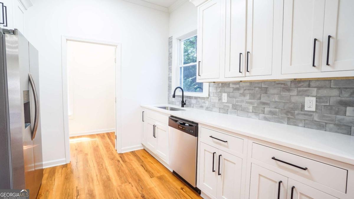 220 Confederate Avenue Dallas - 24