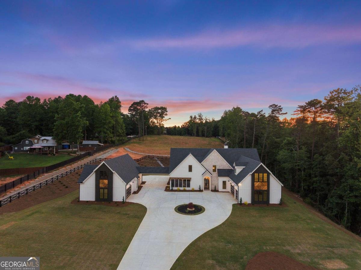 149 Pine Needle Drive Dawsonville - 23