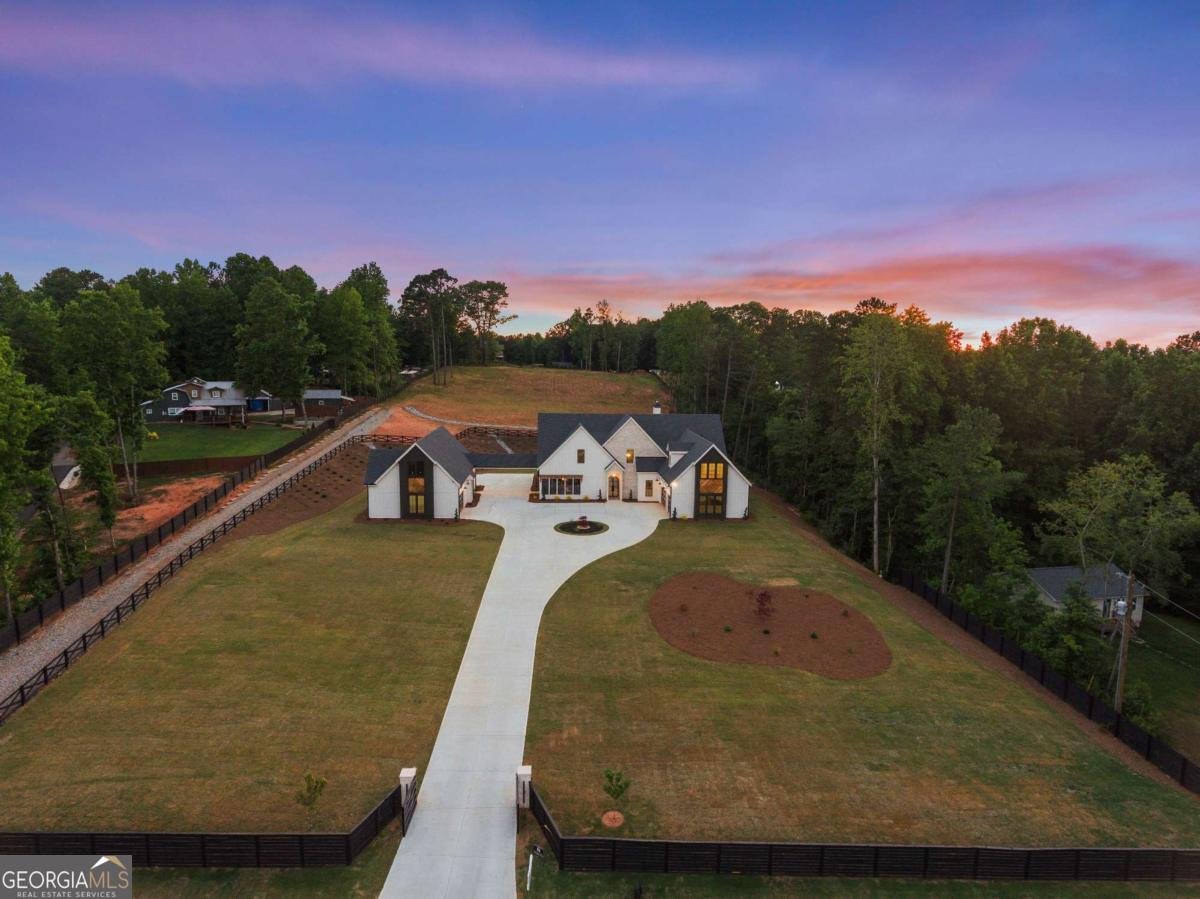 149 Pine Needle Drive Dawsonville - 27