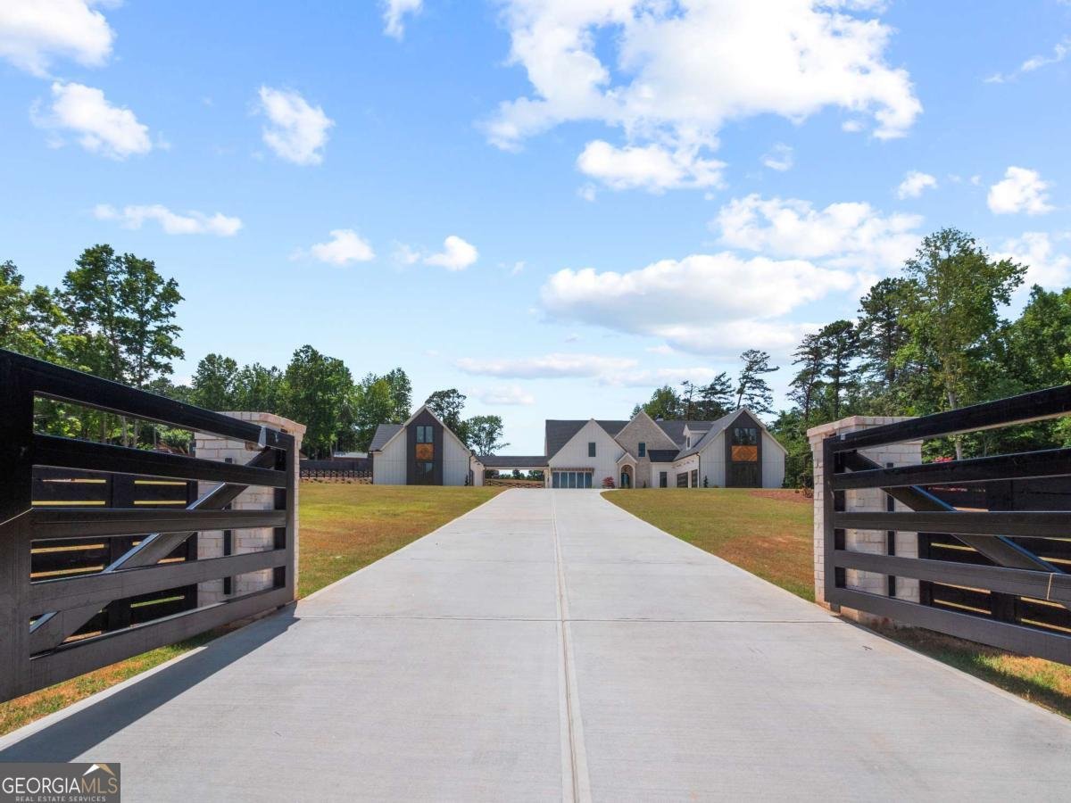 149 Pine Needle Drive Dawsonville - 28
