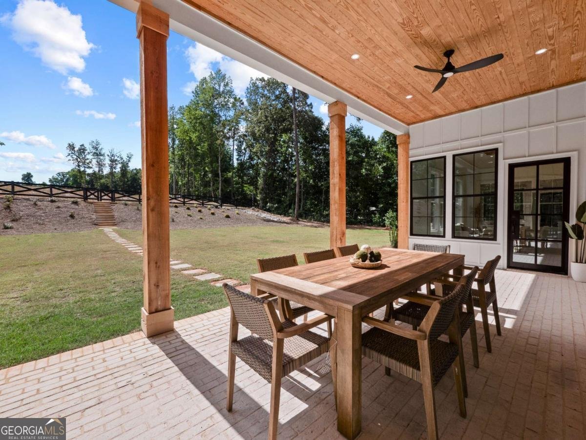 149 Pine Needle Drive Dawsonville - 77