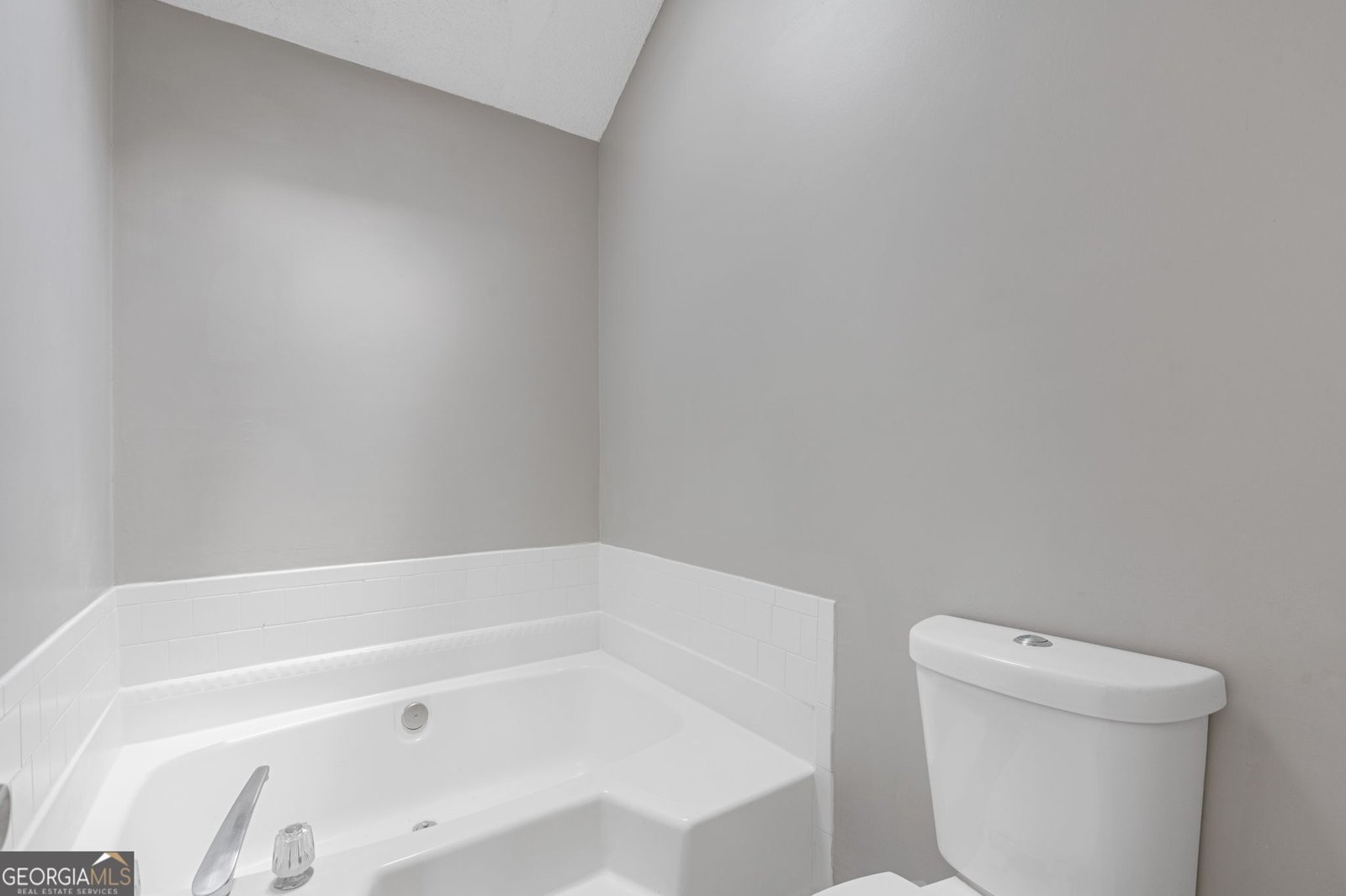 8035 Bay Court Riverdale - 12