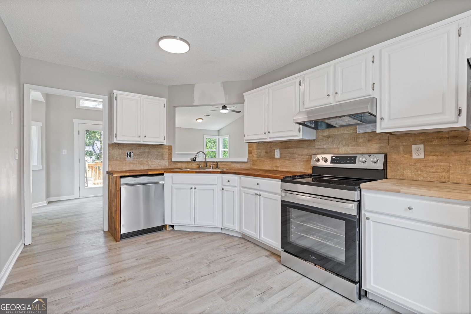 8035 Bay Court Riverdale - 6