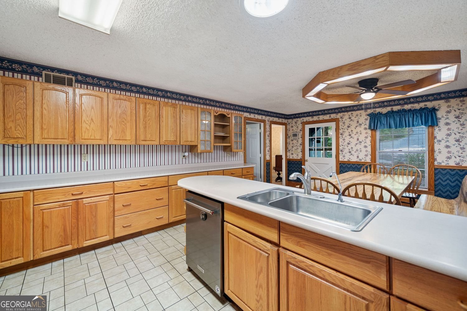 551 Duke Drive Marietta - 6