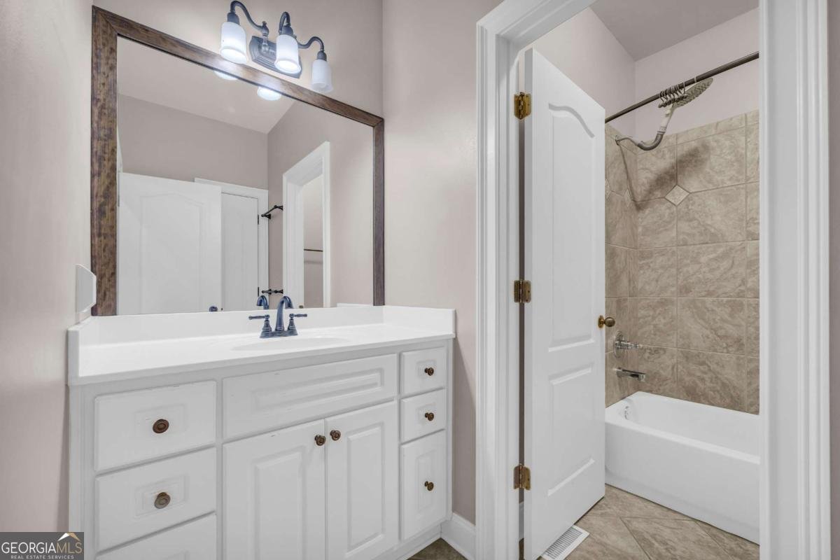 4424 Longmead Road Flowery Branch - 36
