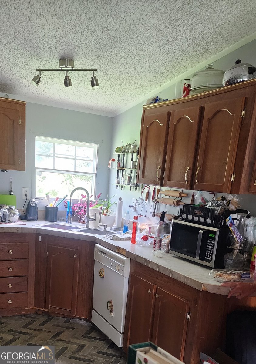 833 Twin Oaks Road Williamson - 3