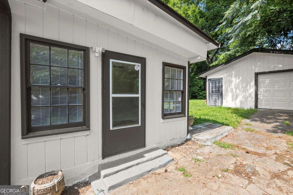 1003 Cascade Road Atlanta - 28
