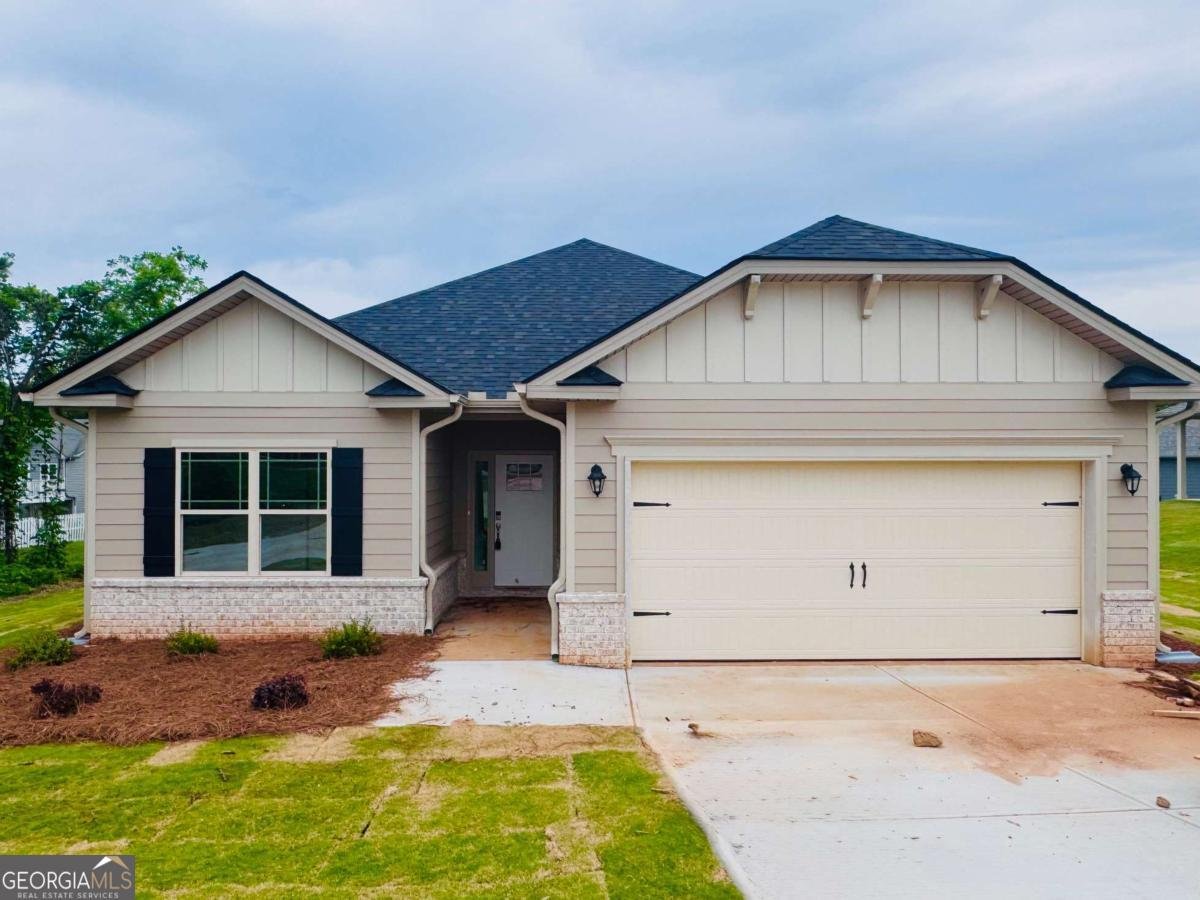 831 Airport Road Cornelia - 1