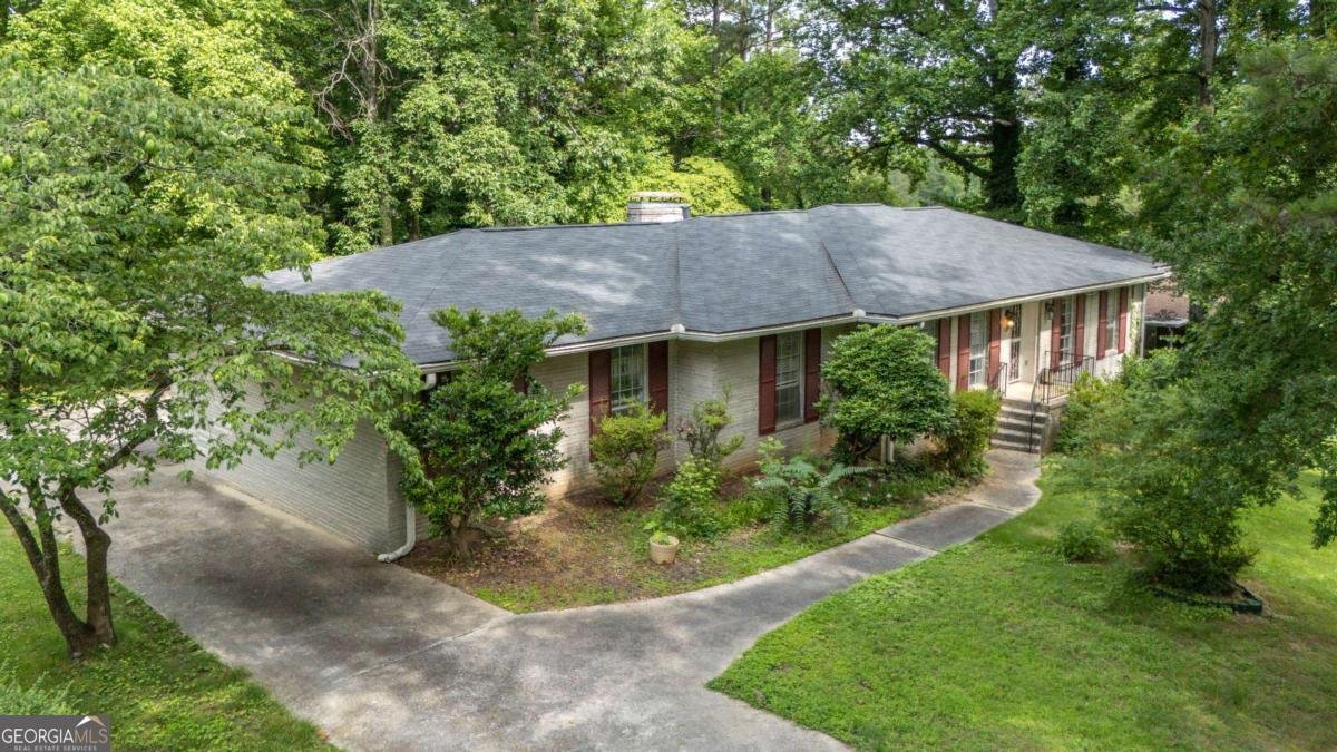345 Fielding Court Atlanta - 2