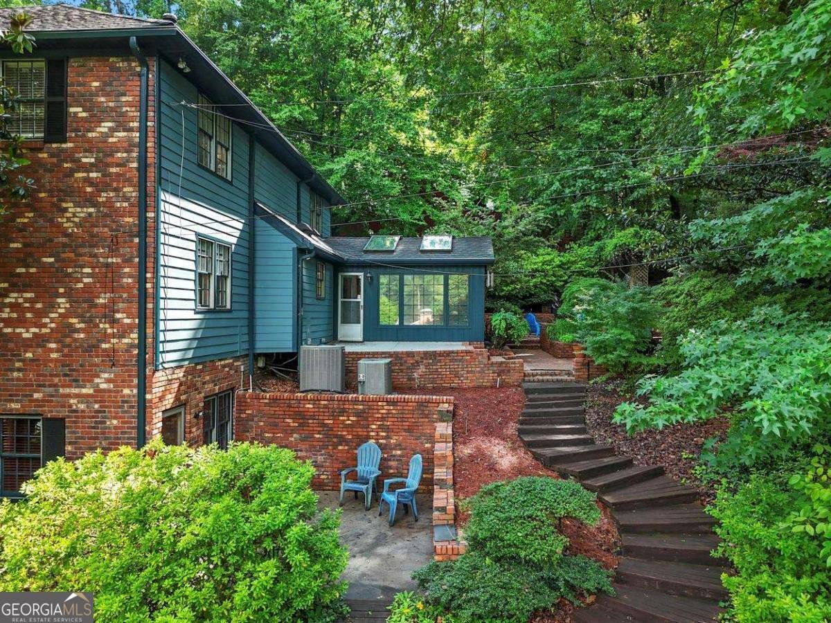 2875 Guinevere Drive Atlanta - 7