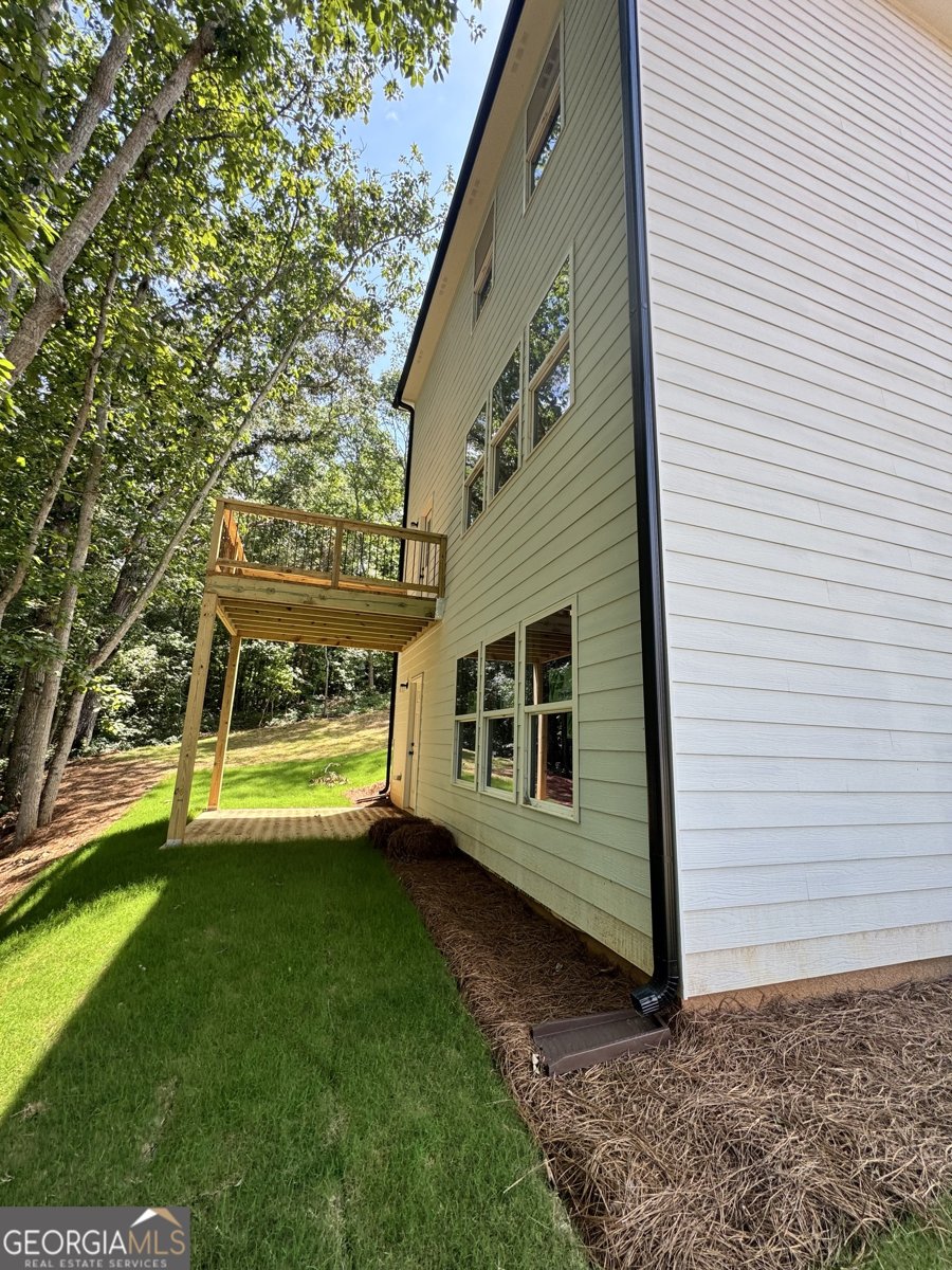 212 Brad Street Royston - 2