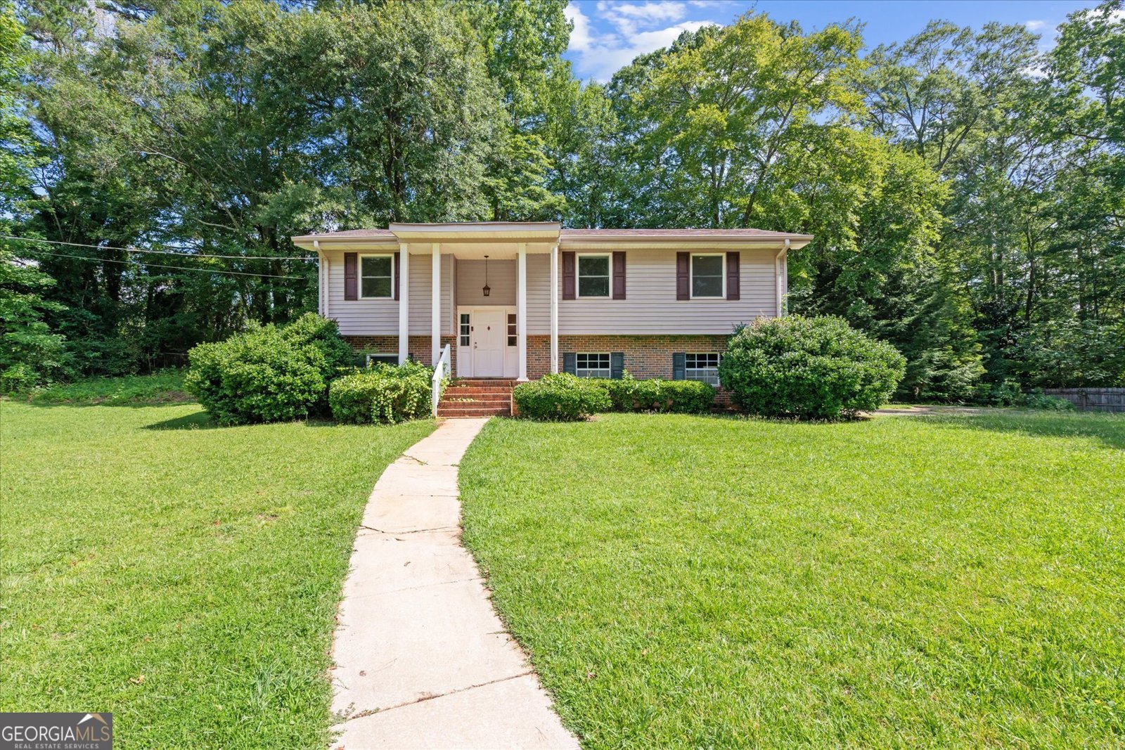112 Kay Lane Carrollton - 2