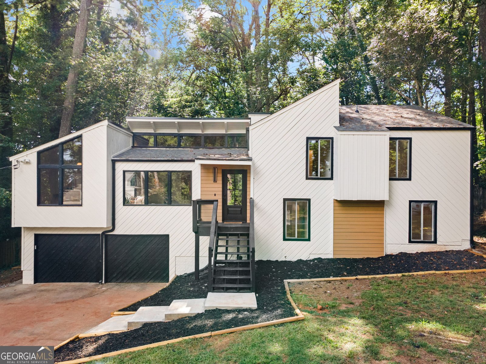 3923 Lookout Point Drive Marietta - 1